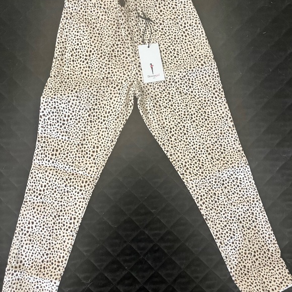 Brand new!!!! Skinnygirl Reagan seamed skinny - Picture 7 of 12